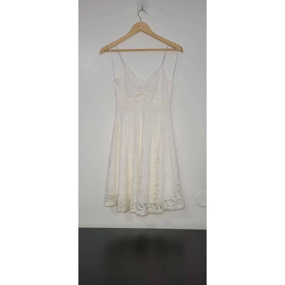 NWOT Size Medium Streetwear Society White Dress